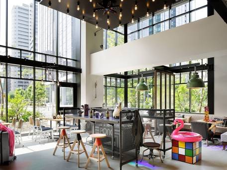 モクシー大阪新梅田 / 1