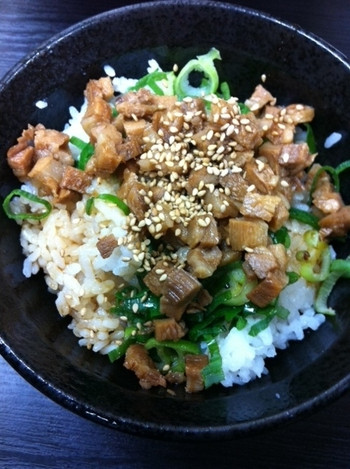 「松壱家 平塚店」料理 316604 肉飯・タレどっちゃり♪