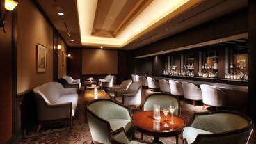 バー ナイトの内観 / 11