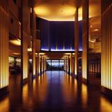 自然に囲まれた
ホテルにチェックイン / 3