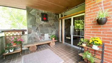 施設の入り口 / 14