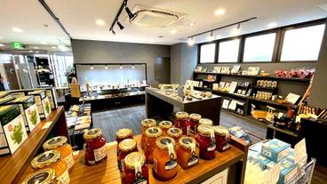 ギフト ショップ / 3