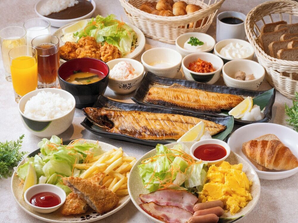 朝食