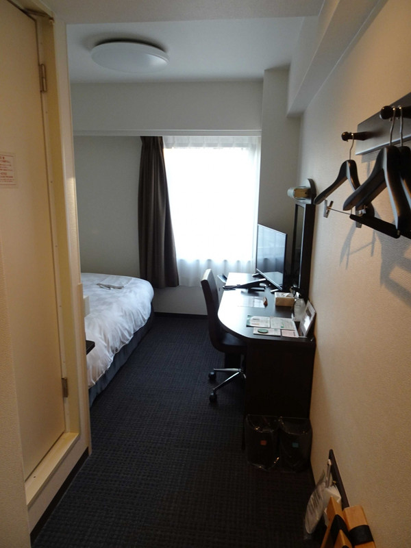 部屋を入ったところ