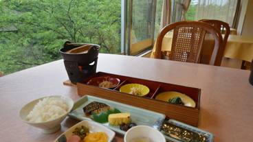 食事・飲み物 / 15