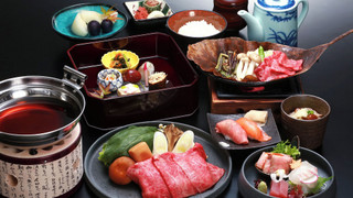 スタンダードツインルーム 禁煙 ２食付き飛騨牛づくし御膳 19:30スタート