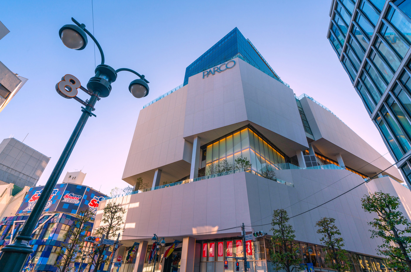 日本の東京都市景観  新生・渋谷パルコなどを望む