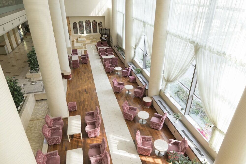 ロビーラウンジ