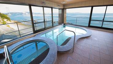 屋内スパ浴槽 / 1