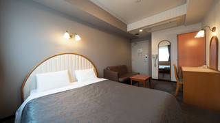 ダブルルーム 喫煙可