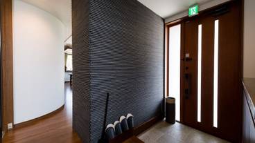 内部エントランス / 2