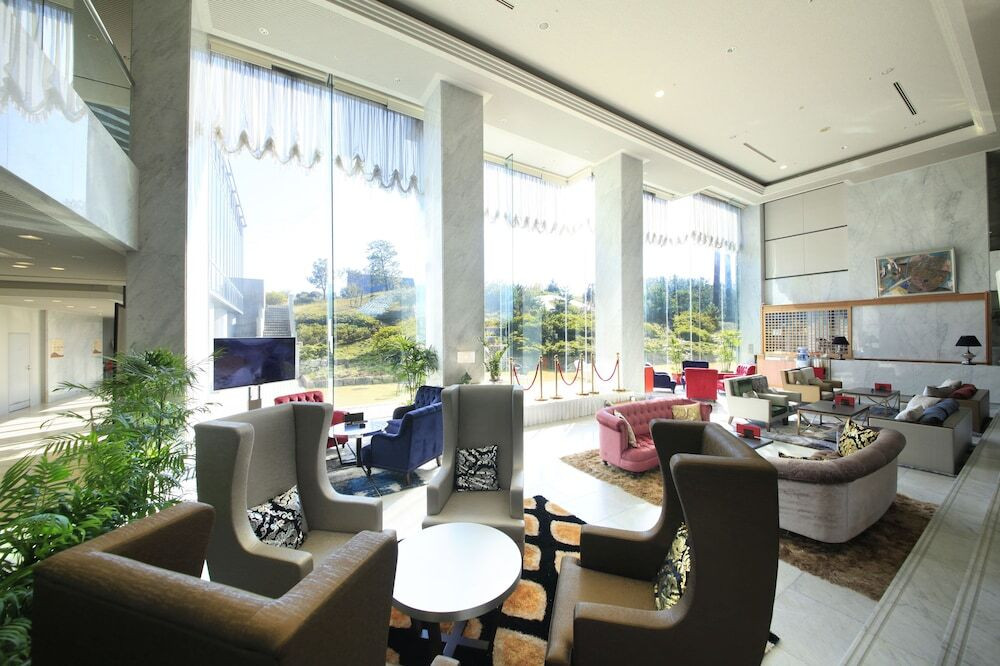 ロビーラウンジ