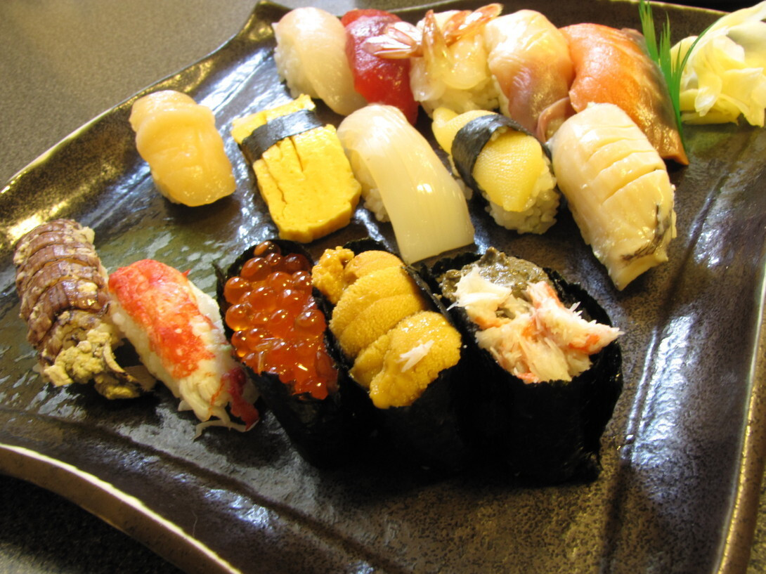 「魚真」料理 82201 魚真寿司１５カン（2500円）