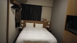 ダブルルーム 喫煙可 (14平米)