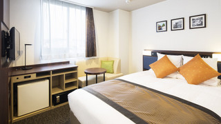 スタンダードダブル 禁煙/ 13平米