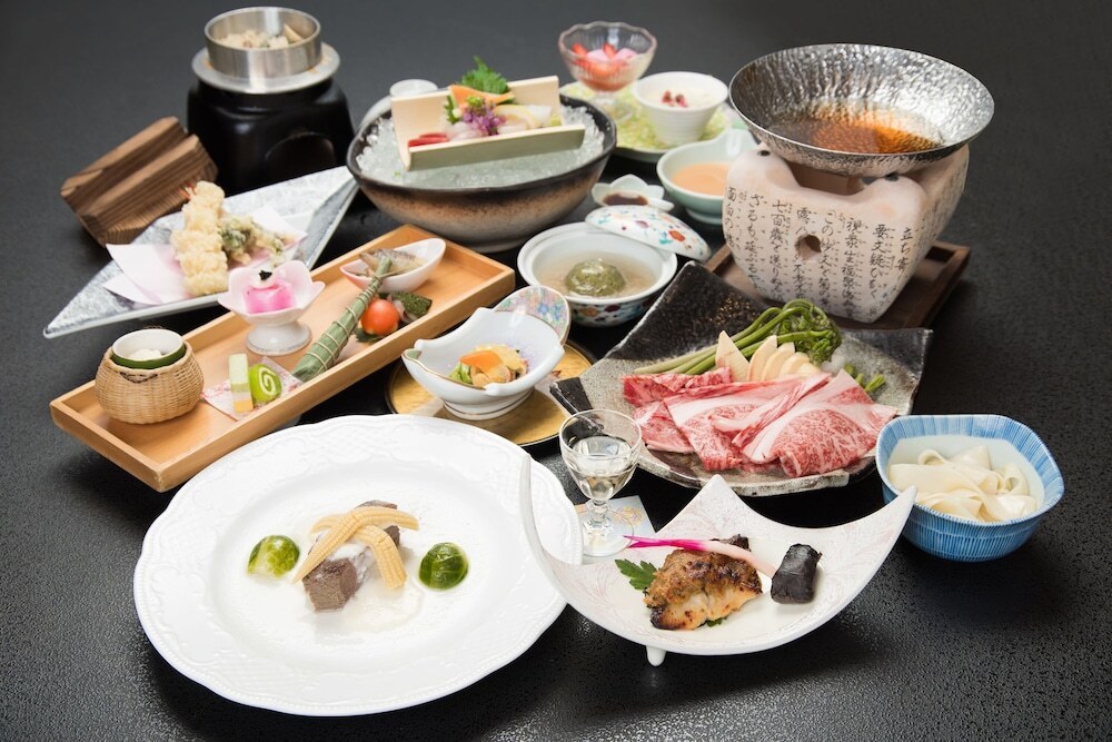 釜飯、上州牛が味わえる料理長おまかせ会席3389749