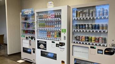 自動販売機 / 25