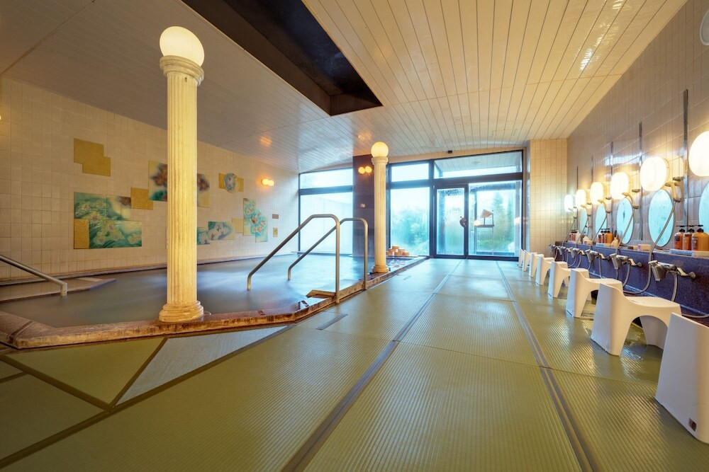 とことんのんびりしたいなら、「畳風呂」をチョイス。4236866