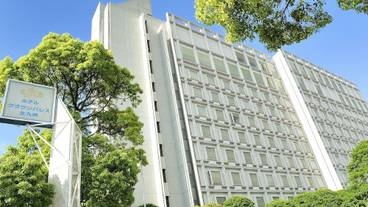 施設の正面 / 1