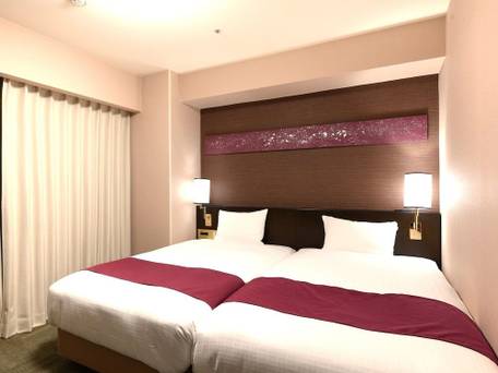 スマイルホテルプレミアム金沢東口駅前 / 4