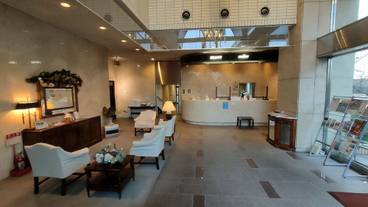 内部エントランス / 2