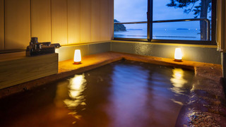 ツインベッドと畳 オーシャンビュー半露天風呂 [和洋室] 禁煙