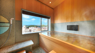 最上階貴賓室 華やぎ ツイン+和室+リビング+檜風呂