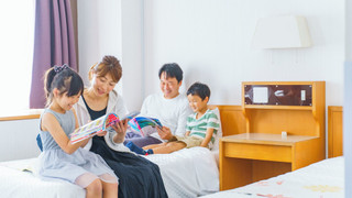 ファミリールーム 禁煙 (シングルベッド4台)