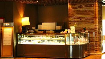 内部エントランス / 2