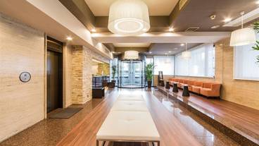 内部エントランス / 2