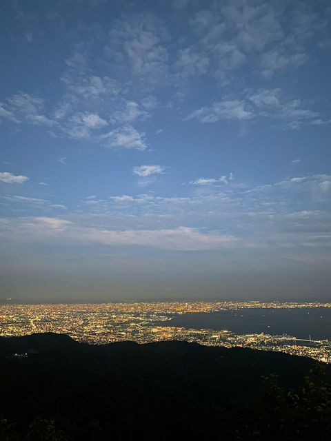 神戸市の六甲山と有馬温泉を結ぶ「六甲有馬ロープウェー」に乗って六甲山頂駅にアクセスできる / 6