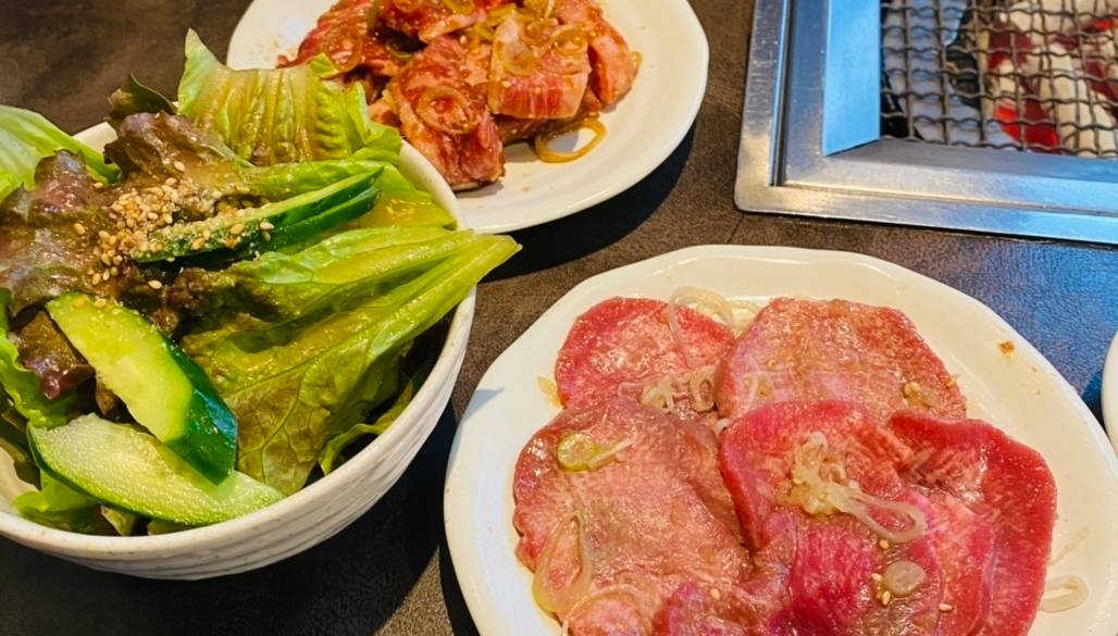 旅の夜は贅沢に。
焼肉でパワーチャージ / 1