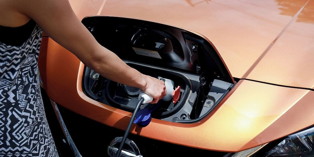 RV またはトラック用駐車場