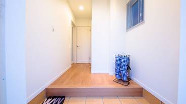 内部エントランス / 2