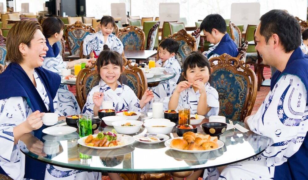 朝食バイキング / 1