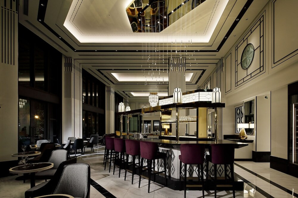 ロビーラウンジ