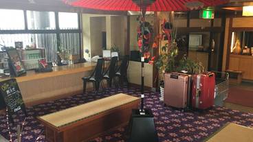 ロビーラウンジ / 4