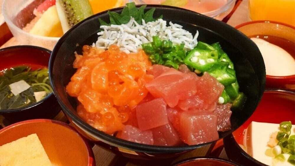 朝食