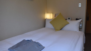 スモールダブルルーム 喫煙 (10㎡)