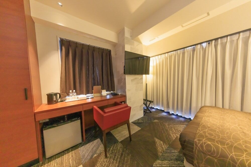 客室内のダイニングエリア