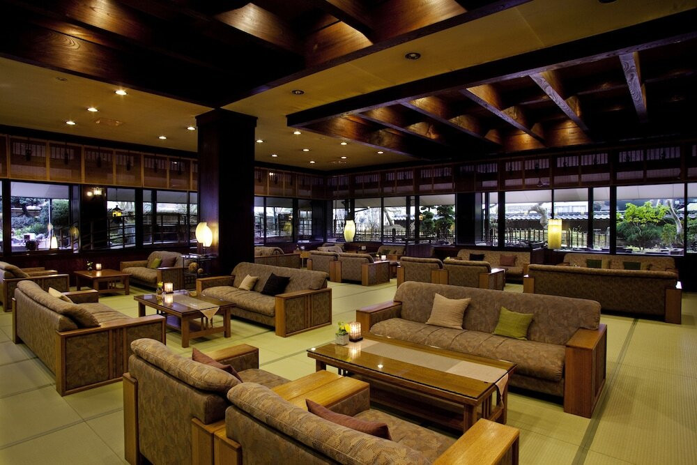 ロビー応接スペース