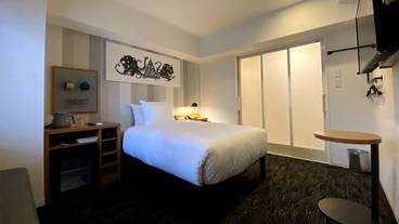 ユニバーサルダブル / 6