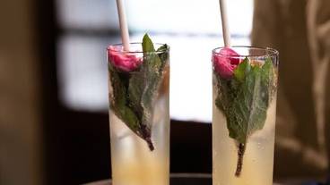 食事・飲み物 / 2