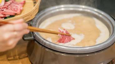 食事・飲み物 / 3