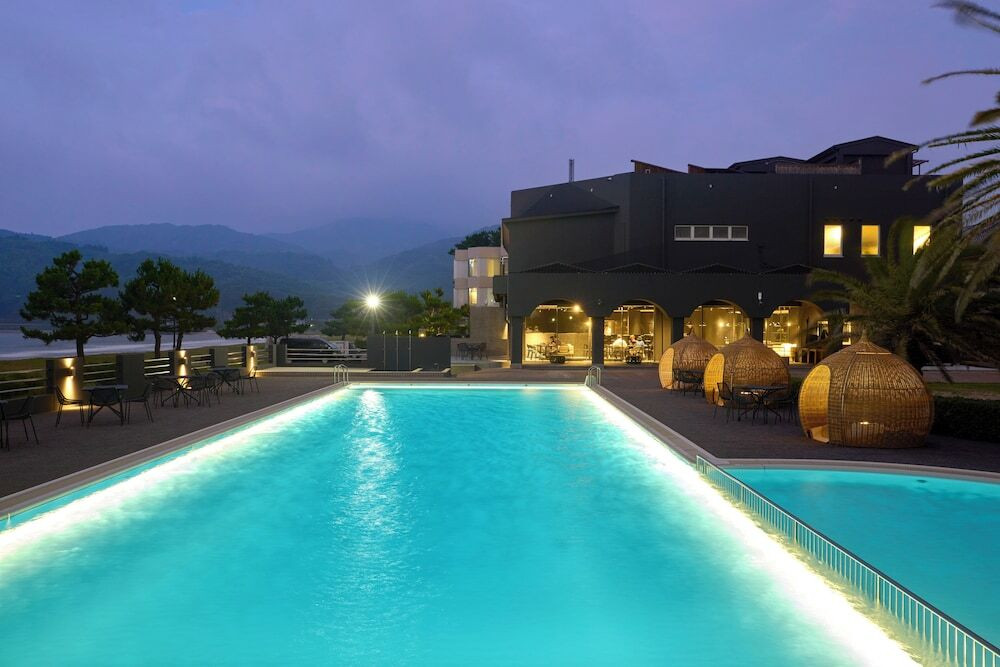 プールにオーシャンビュー♪大人も子どもも大満足のくつろぎ旅館4760862