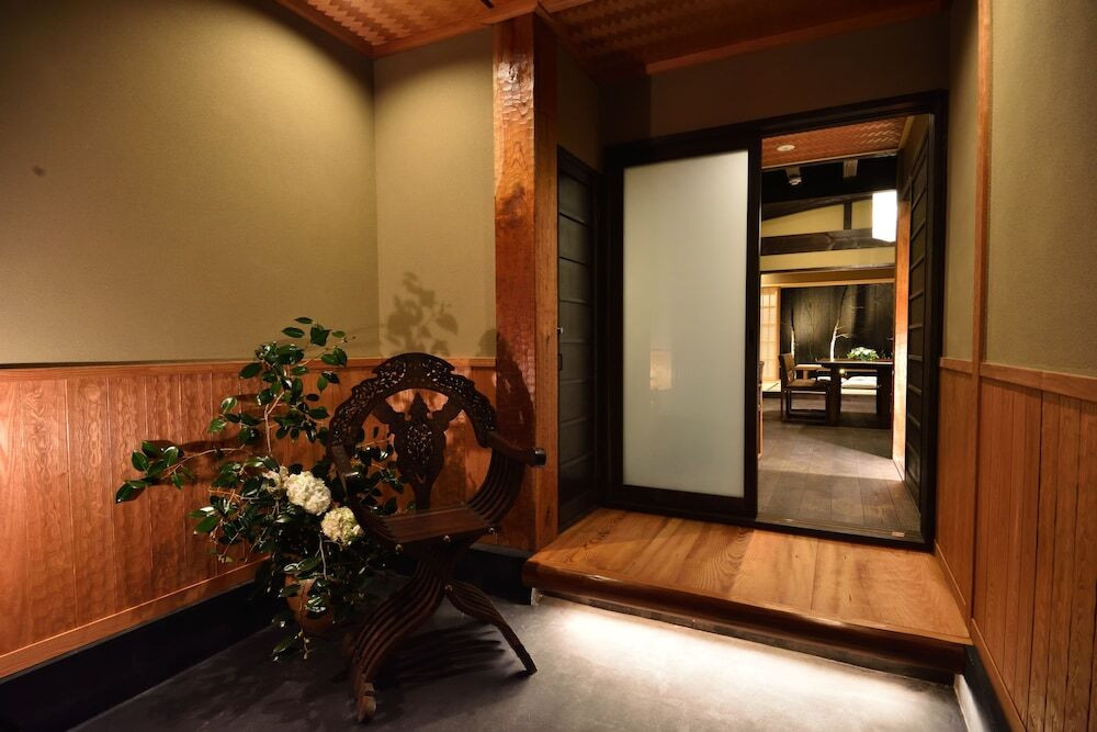 内部エントランス