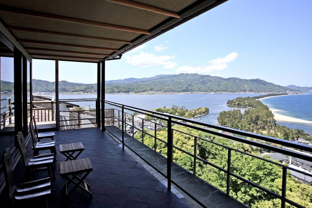 天橋立を一望できるノスタルジー感じる空間3983010