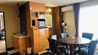 デラックス 4 人部屋 マウンテンビュー