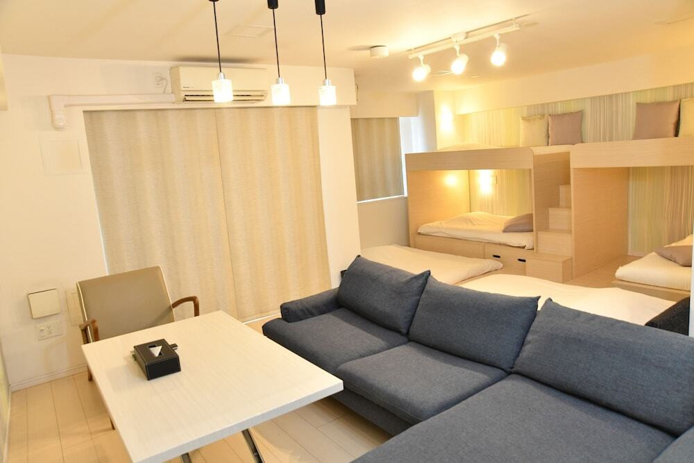 自宅のようなホテルで女子会をセルフプロデュース4378330