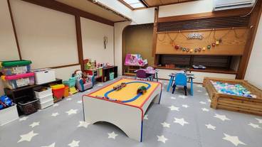 子供用の遊び場 - 屋内 / 19